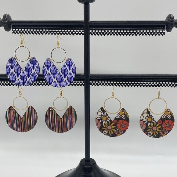 ✨🆕✨ Bohemian Wooden Dangle Earrings ✨only 2 Patterns Remaining ✨ - Picture 4 of 15